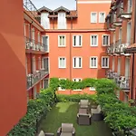 Cavour 30tre - Moderno Hotel Stresa