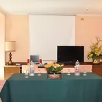 Cavour 30tre - Moderno Hotel