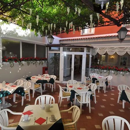 Cavour 30tre - Moderno Stresa