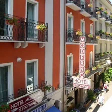 Hotel Moderno - Cavour 30tre 3*