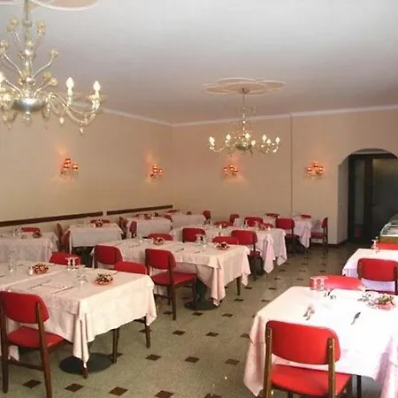 Moderno 3* 스트레사