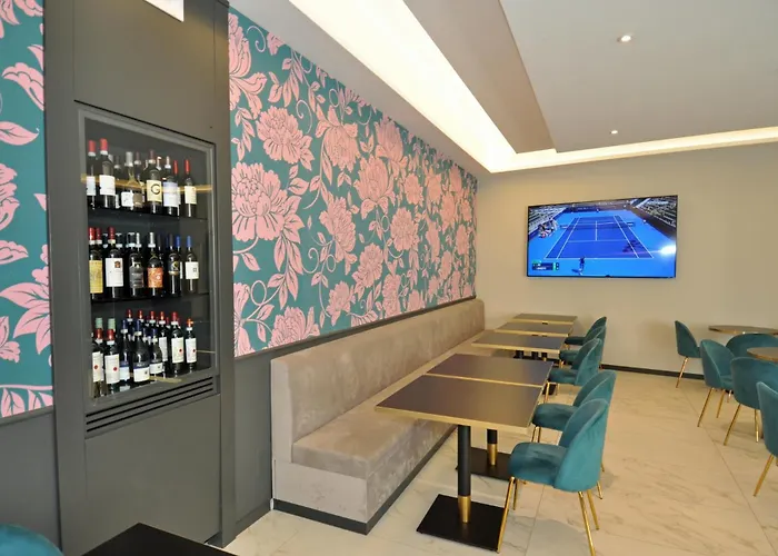 Cavour 30tre - Moderno 3* 스트레사