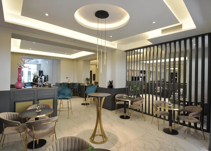 Cavour 30tre - Moderno 호텔