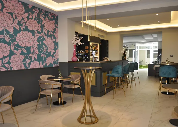 호텔 Cavour 30tre - Moderno 스트레사