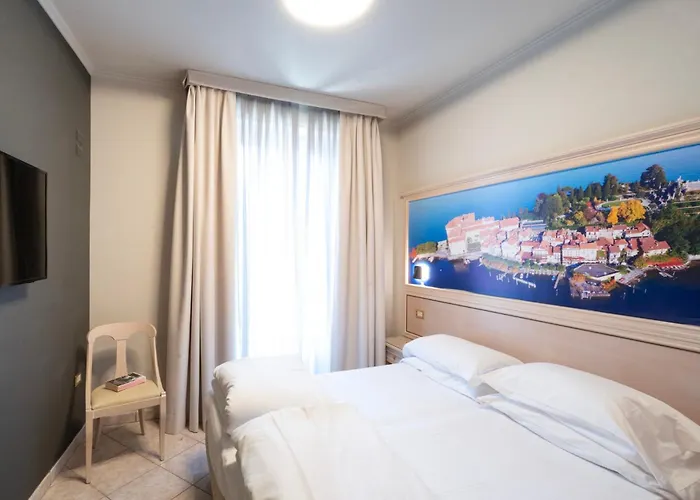 Cavour 30tre - Moderno 호텔