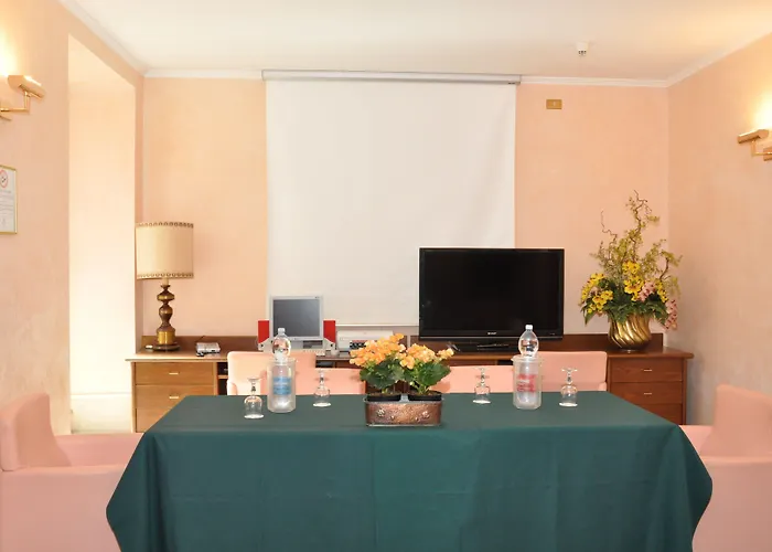 Cavour 30tre - Moderno 호텔