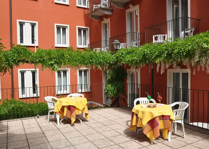 호텔 Cavour 30tre - Moderno 3*