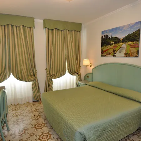 Hotel Moderno - Cavour 30tre