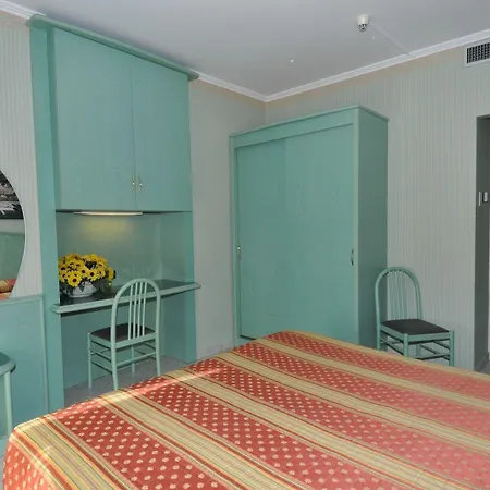 Moderno - Cavour 30tre