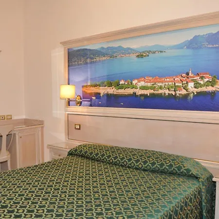 Moderno - Cavour 30tre 3* Stresa