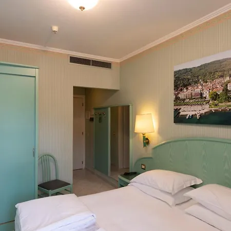 Moderno - Cavour 30tre Hotel 3*