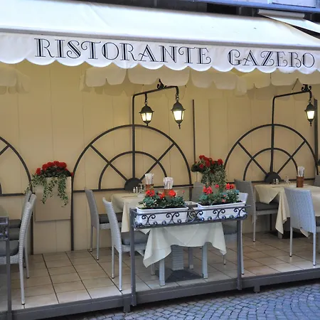 Cavour 30tre - Moderno Hotel