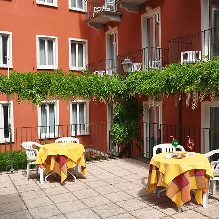 Hotel Cavour 30tre - Moderno 3*