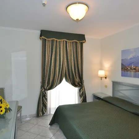 Hotel Moderno - Cavour 30tre 3*