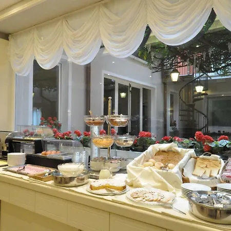 Hotel Moderno - Cavour 30tre 3*