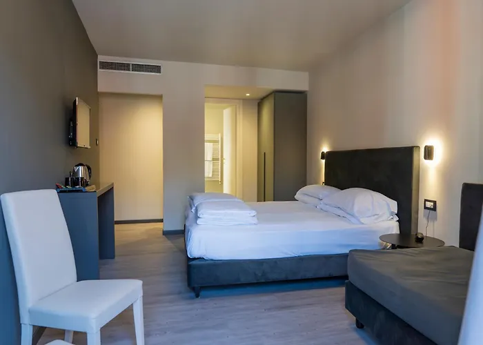 Cavour 30tre - Moderno Stresa